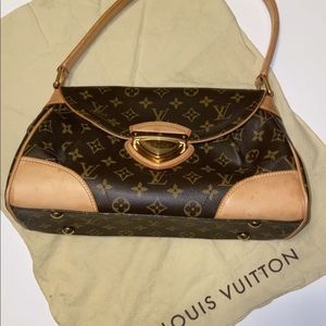 Louis Vuitton handbag/purse